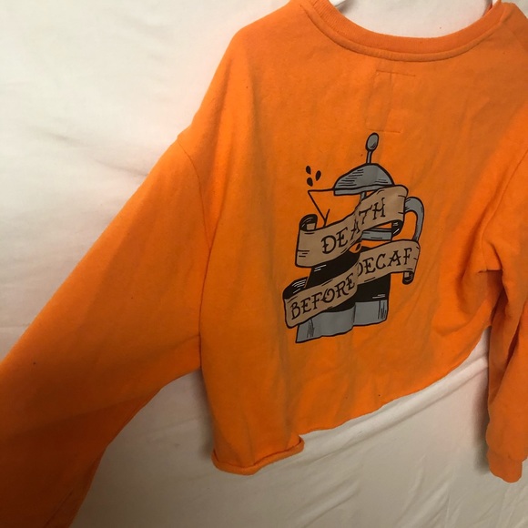 Cropped Orange Crewneck - Picture 4 of 5